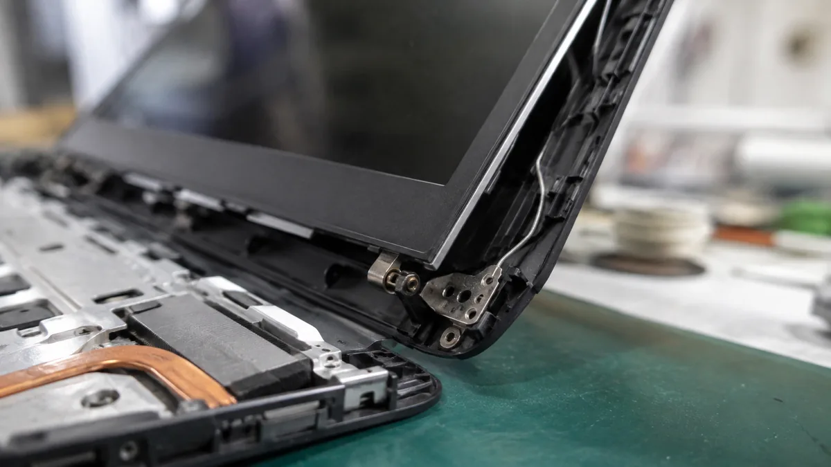 Laptop Hinge Repair Singapore – broken hinge